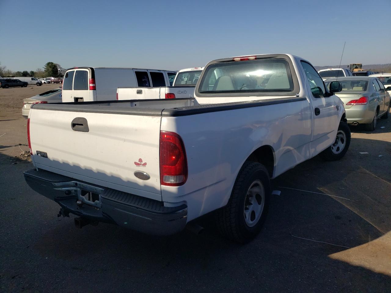 Photo 4 from auction – 2003 FORD F150 with VIN 1FTRF17W93KA21525