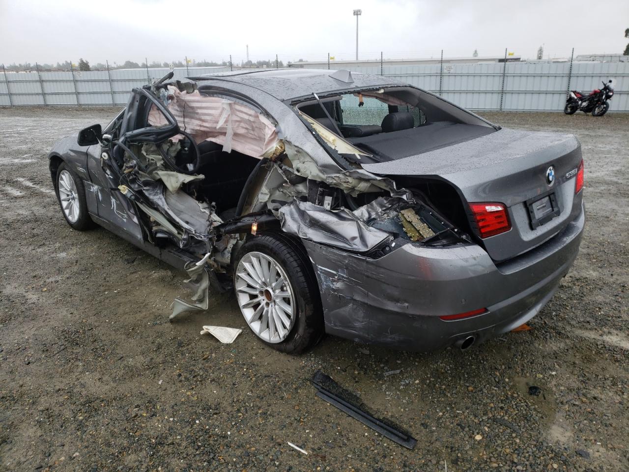 Photo 3 from auction – 2011 BMW 535 I with VIN WBAFR7C59BC800200