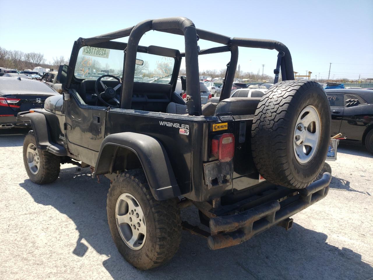 Photo 3 from auction – 1992 JEEP WRANGLER / with VIN 2J4FY19P4NJ541311