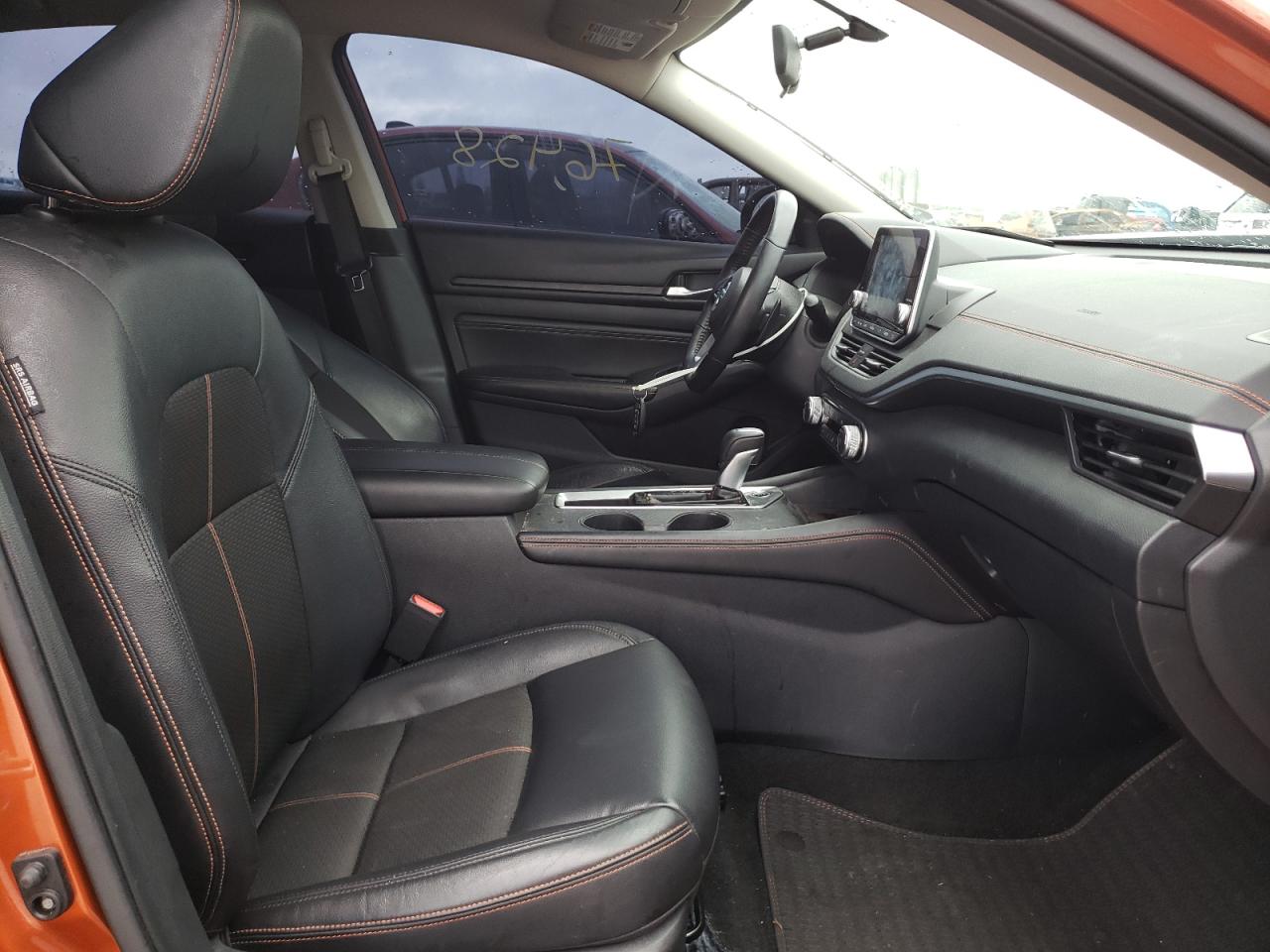 Photo 5 from auction – 2019 NISSAN ALTIMA SR with VIN 1N4BL4CV5KC104795