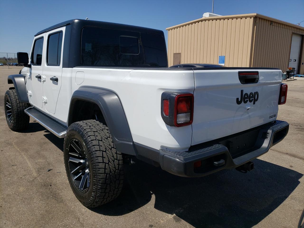 Photo 3 from auction – 2021 JEEP GLADIATOR with VIN 1C6HJTAG5ML510689
