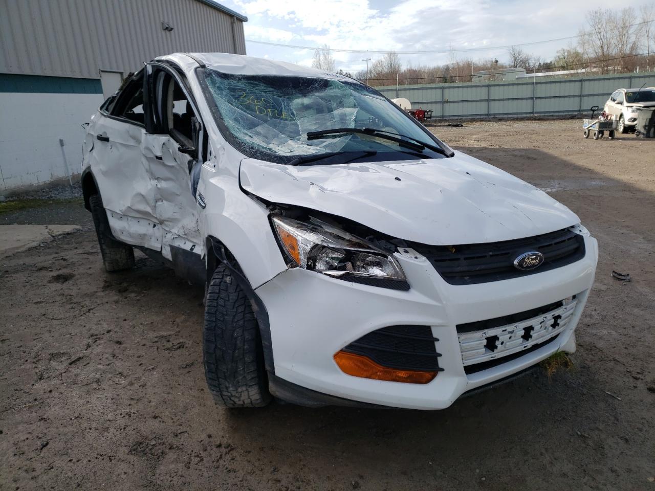 FORD ESCAPE S 2015 with VIN 1FMCU0F76FUA23317 - Photo from auction