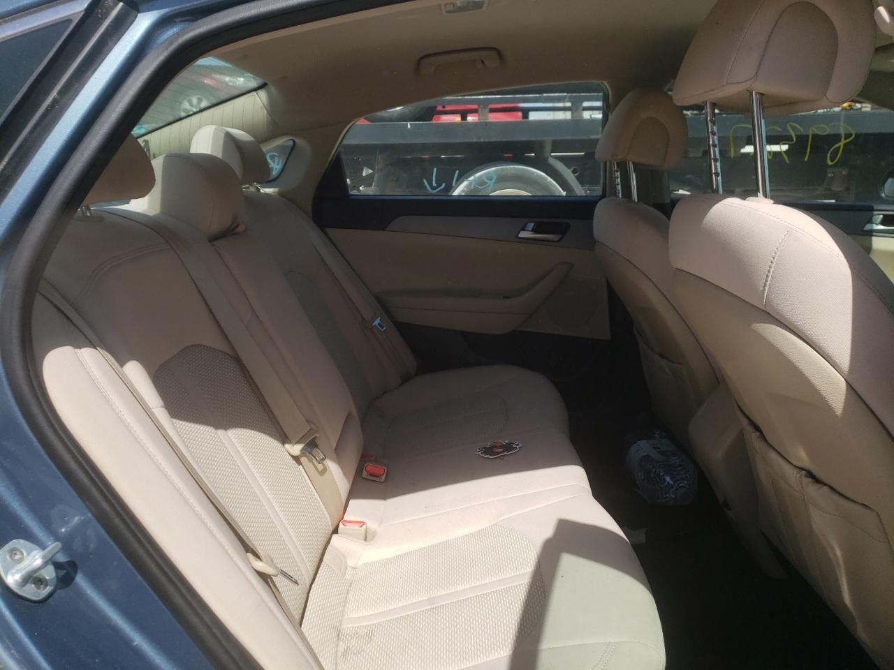 Photo 6 from auction – 2017 HYUNDAI SONATA SE with VIN 5NPE24AF0HH562134