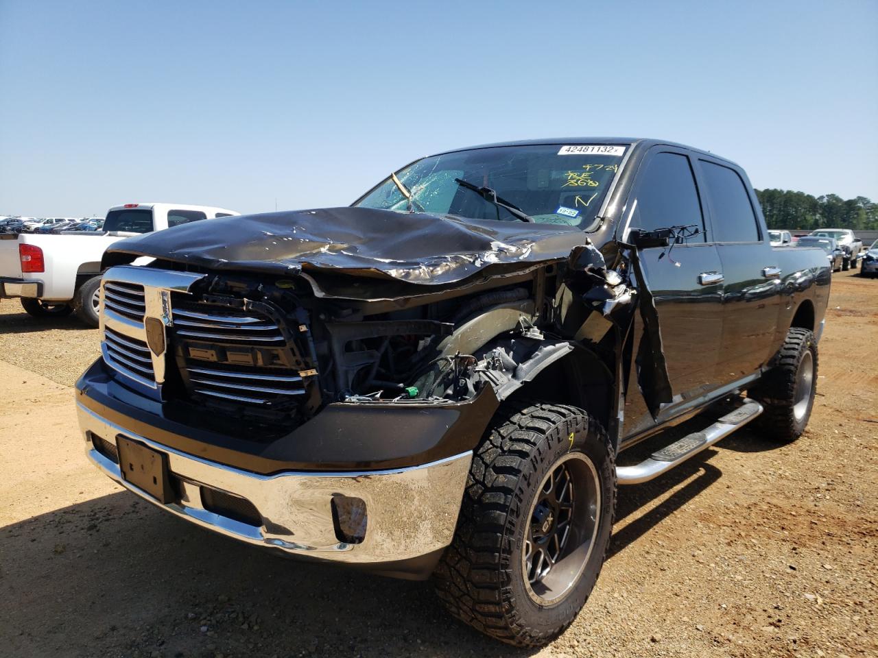 Photo 2 from auction – 2013 RAM 1500 SLT with VIN 1C6RR7LT6DS639724