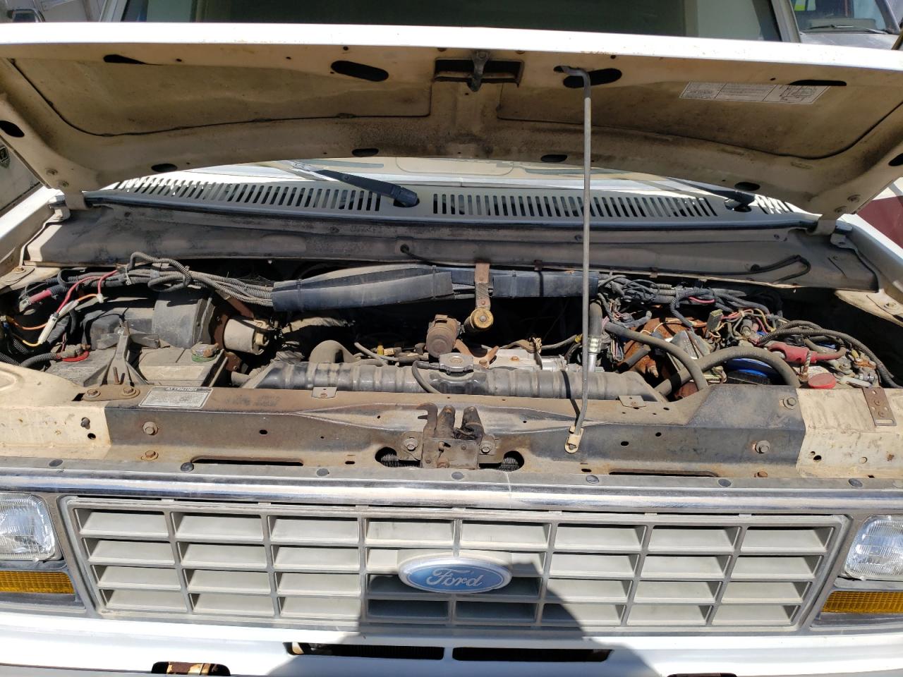 Photo 7 from auction – 1984 FORD ECONOLINE with VIN 1FDKE30L5EHA94015