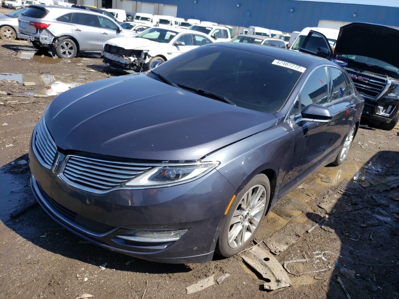 Photo 2 from auction – 2013 LINCOLN MKZ with VIN 3LN6L2G95DR804989
