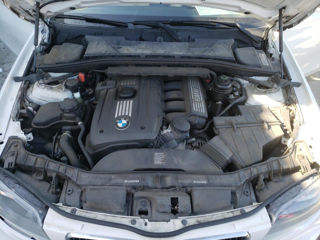Photo 7 from auction – 2011 BMW 128 I with VIN WBAUN1C5XBVH83852
