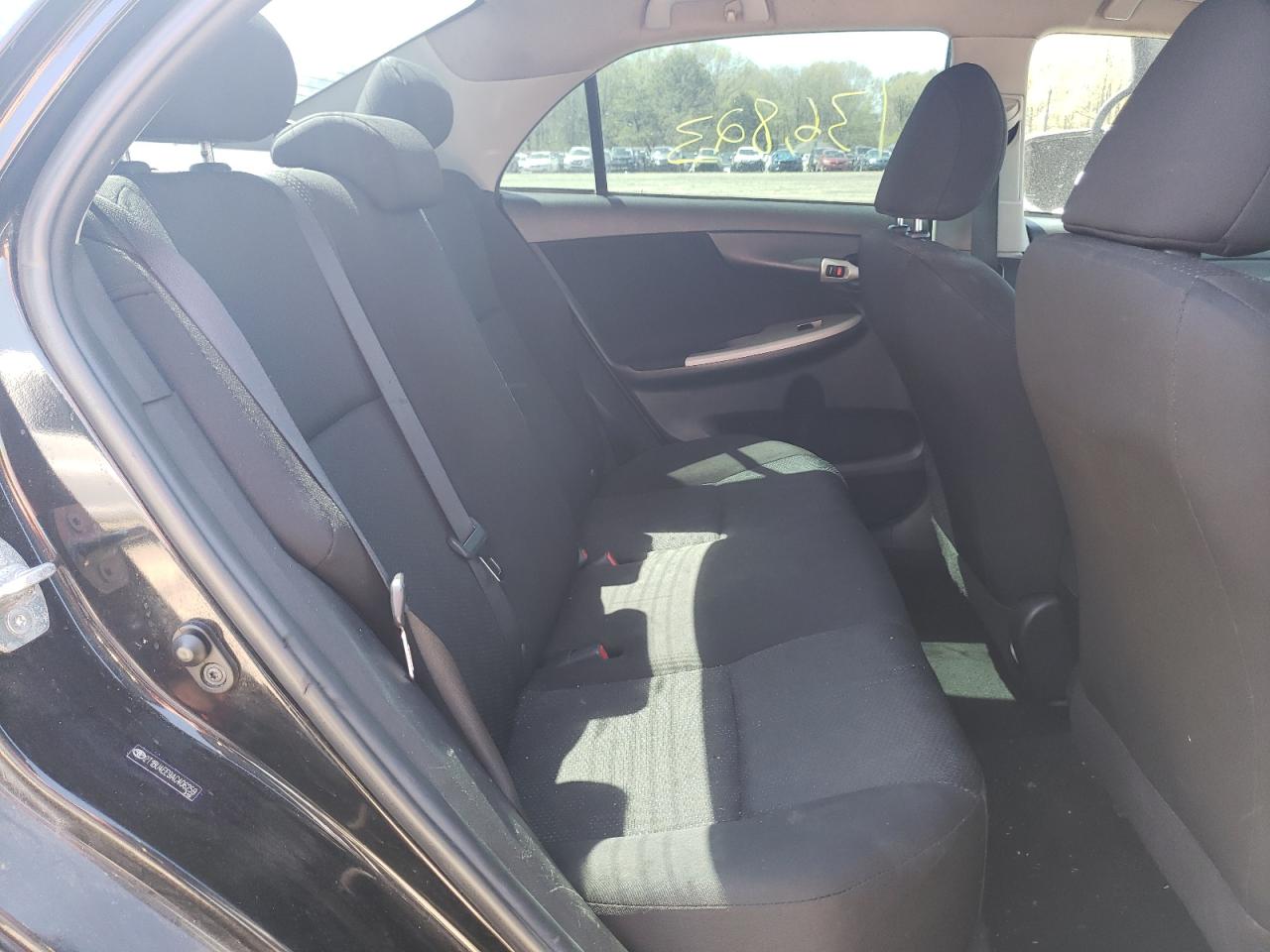 Photo 6 from auction – 2010 TOYOTA COROLLA with VIN 2T1BU4EE9AC406259
