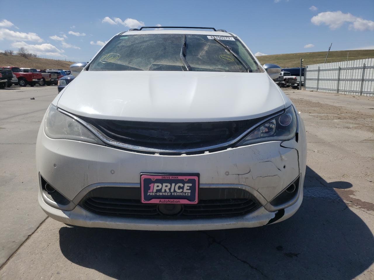 Photo 9 from auction – 2018 CHRYSLER PACIFICA H with VIN 2C4RC1N7XJR145094