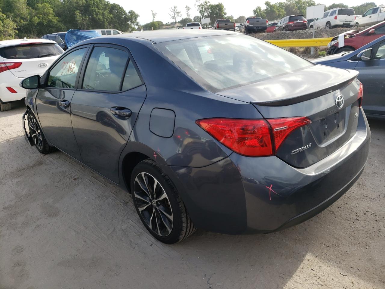 Photo 3 from auction – 2018 TOYOTA COROLLA L with VIN 5YFBURHE9JP818612