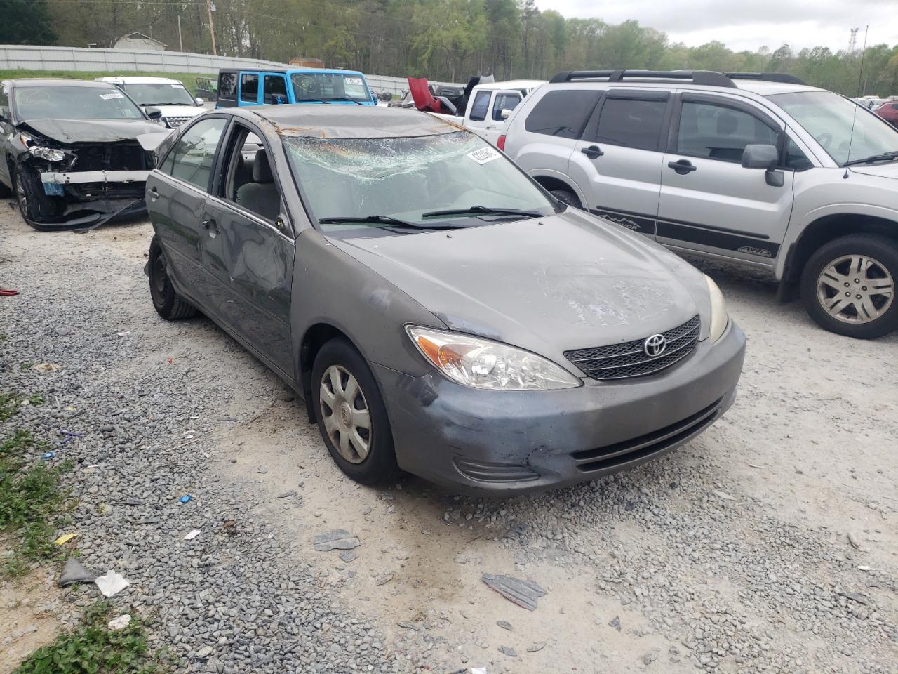 TOYOTA CAMRY LE 2003 with VIN 4T1BE32K43U746115 - Photo from auction
