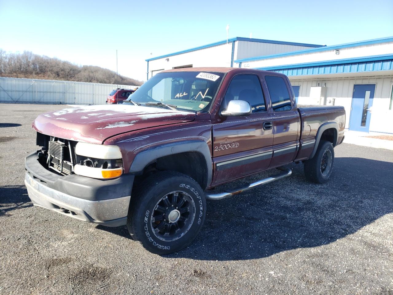 Photo 2 from auction – 2002 CHEVROLET SILVERADO with VIN 1GCHK29162E301950