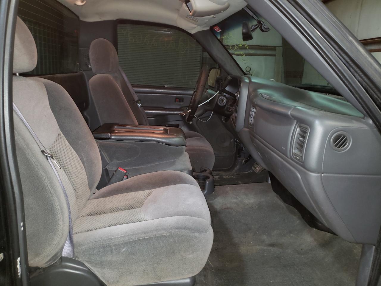 Photo 5 from auction – 2006 CHEVROLET SILVERADO with VIN 3GCEK14Z66G176652