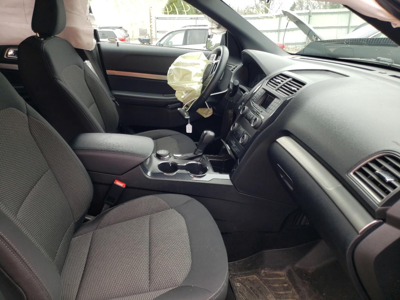 Photo 5 from auction – 2019 FORD EXPLORER X with VIN 1FM5K8D82KGA01705