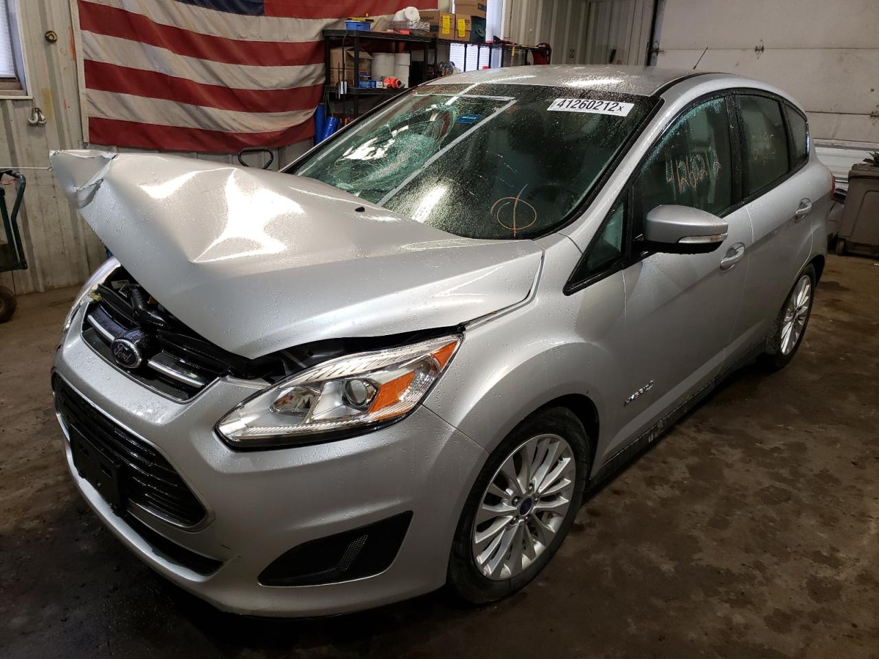 Photo 2 from auction – 2018 FORD C-MAX SE with VIN 1FADP5AU8JL100798