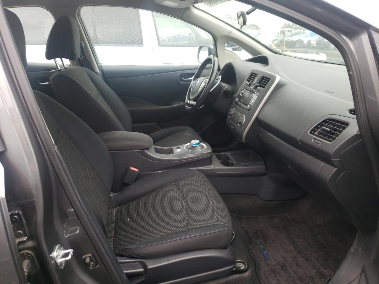 Photo 5 from auction – 2015 NISSAN LEAF S with VIN 1N4AZ0CP8FC300272