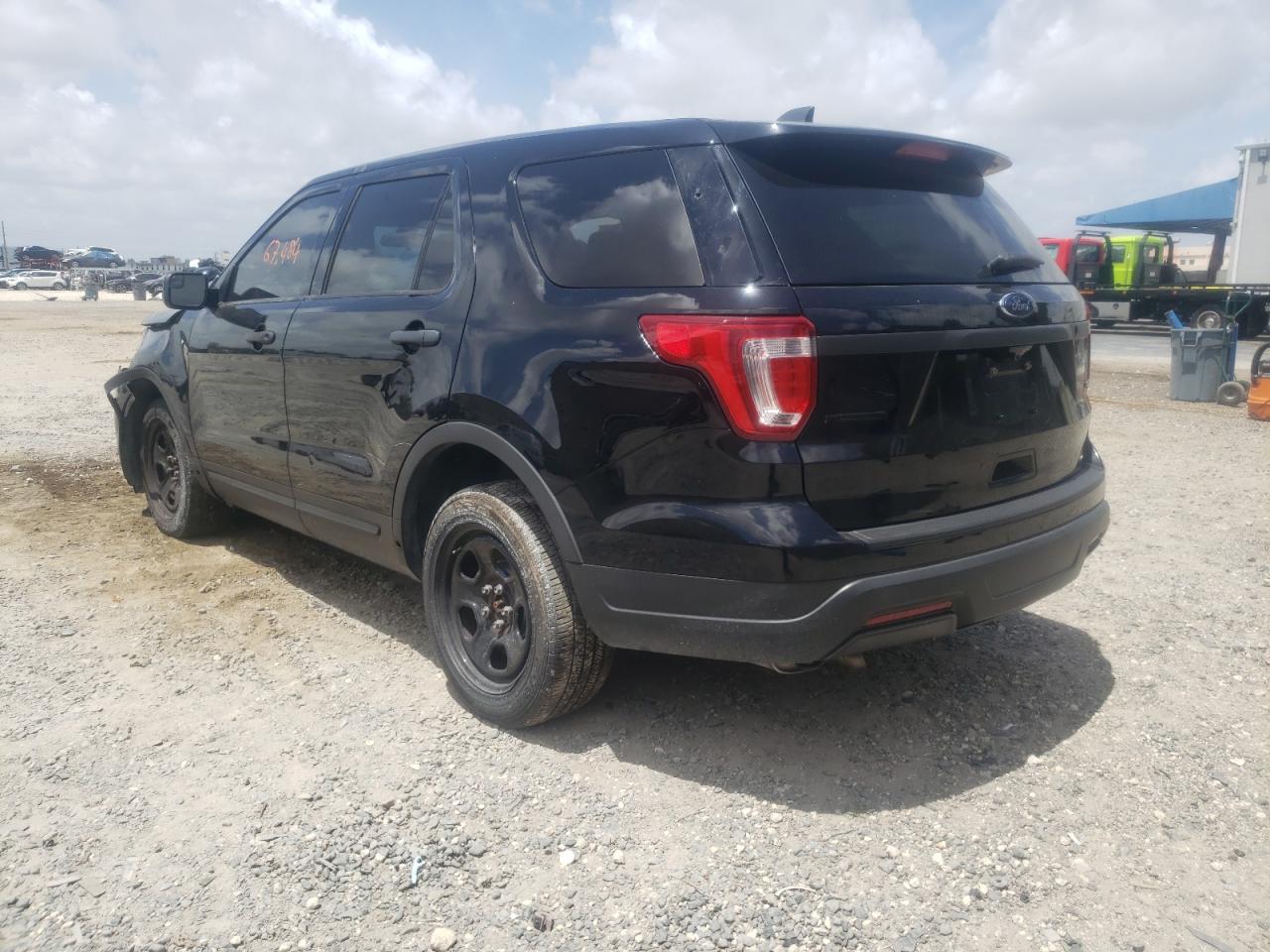 Photo 3 from auction – 2018 FORD EXPLORER P with VIN 1FM5K8ARXJGB13132