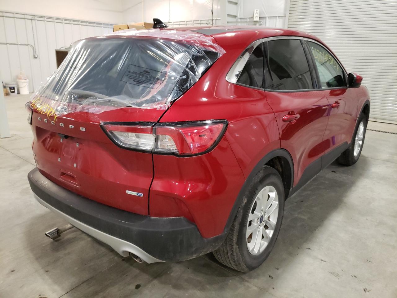 Photo 4 from auction – 2020 FORD ESCAPE SE with VIN 1FMCU9G63LUA34913