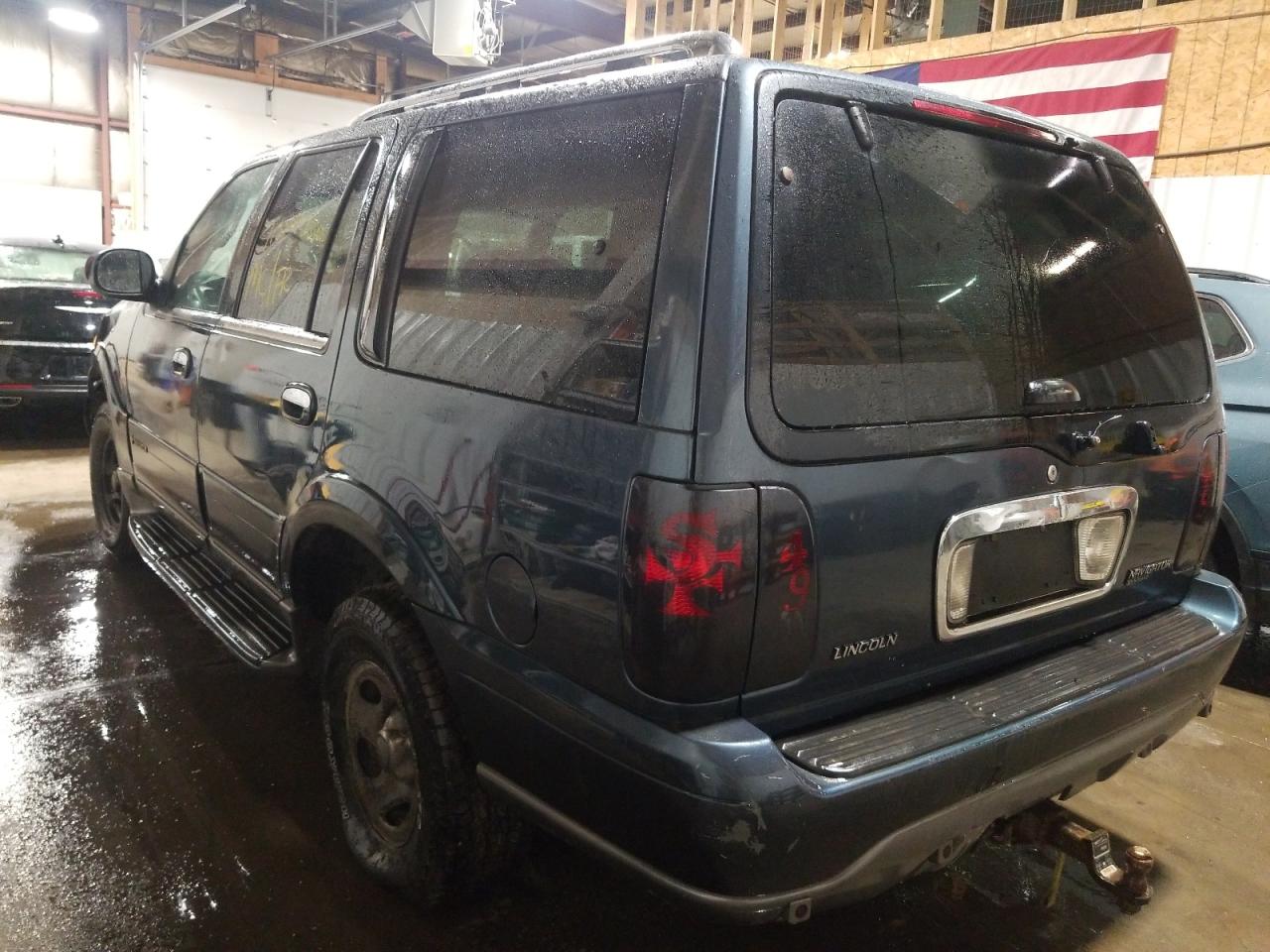 Photo 3 from auction – 2000 LINCOLN NAVIGATOR with VIN 5LMPU28A6YLJ12252
