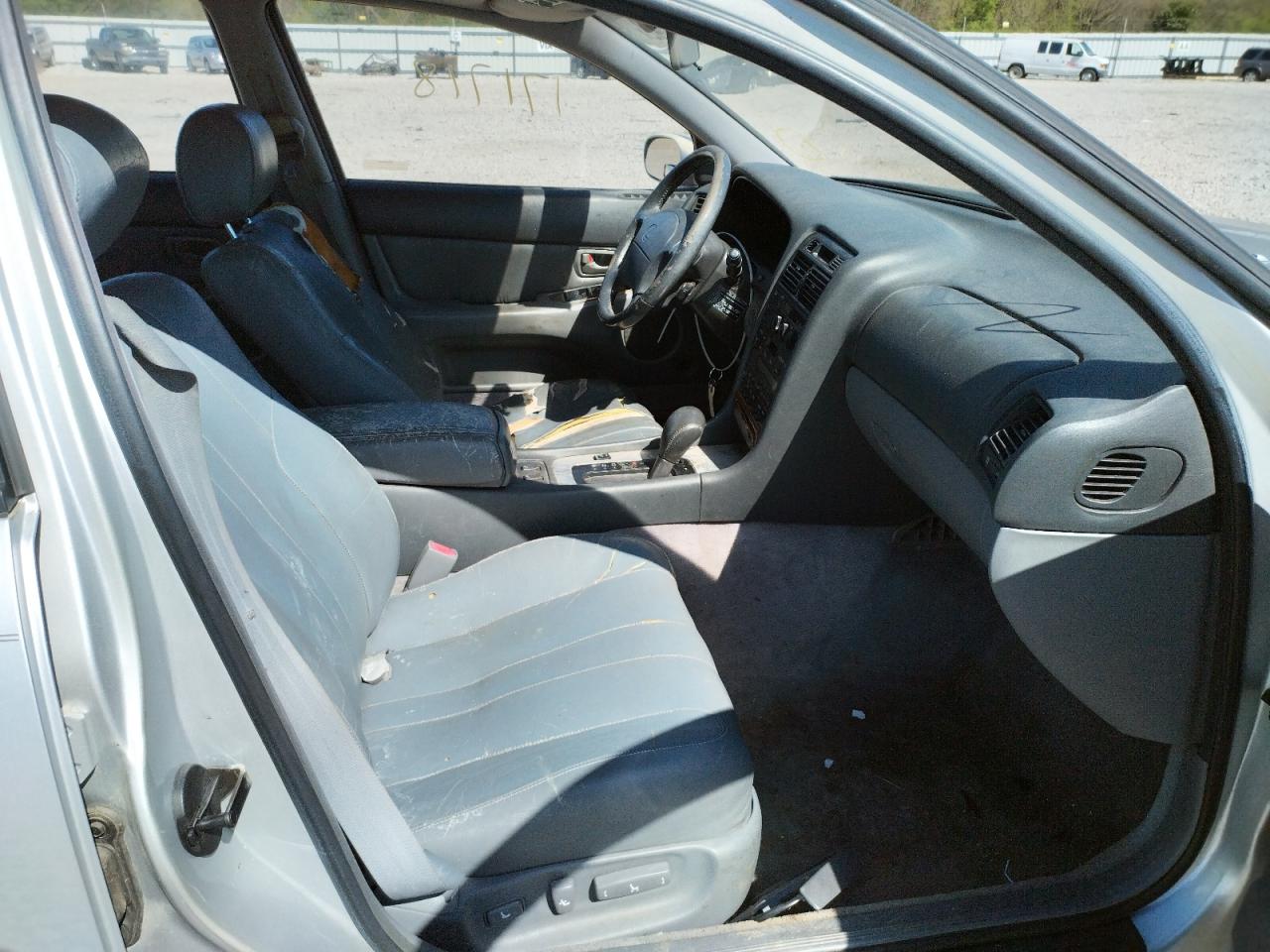Photo 5 from auction – 1993 LEXUS GS 300 with VIN JT8JS47E2P0037020
