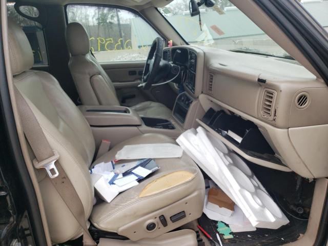 Photo 5 from auction – 2004 CHEVROLET SUBURBAN K with VIN 3GNFK16T84G303001