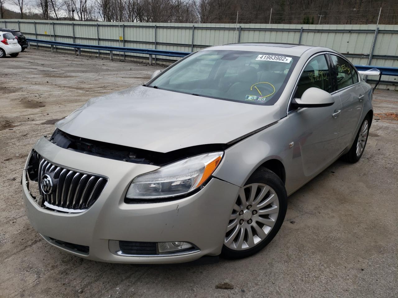 Photo 2 from auction – 2011 BUICK REGAL CXL with VIN W04GS5EC7B1002120