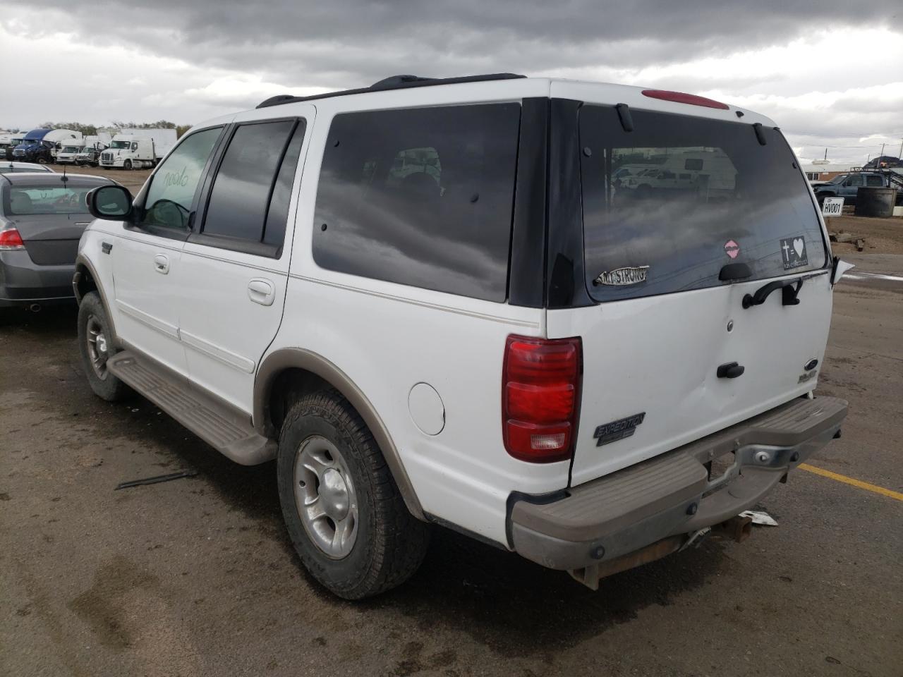 Photo 3 from auction – 2000 FORD EXPEDITION with VIN 1FMFU18L2YLC36934