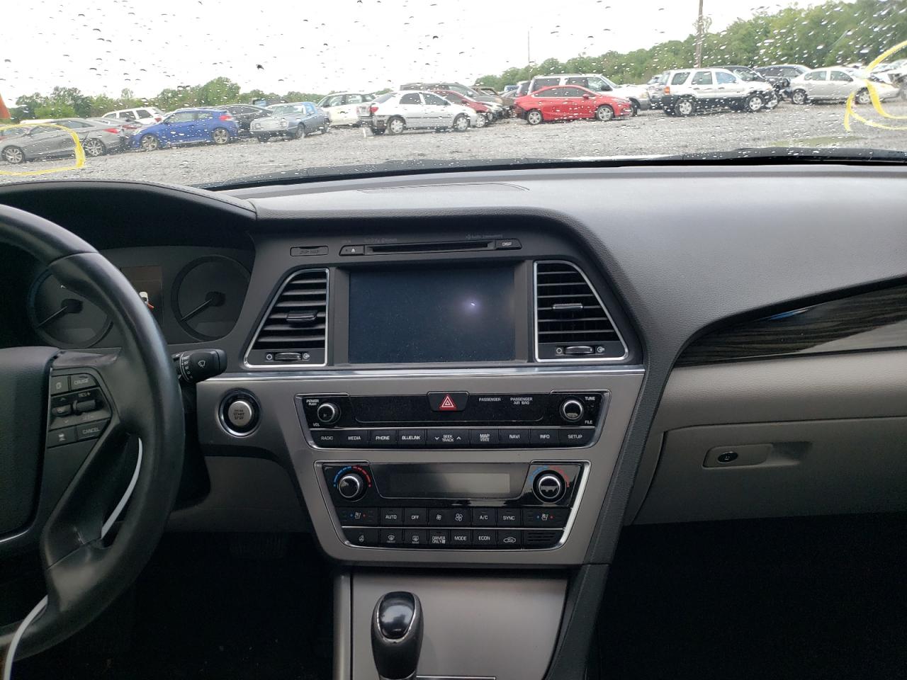 Photo 9 from auction – 2016 HYUNDAI SONATA HYB with VIN KMHE34L18GA017833