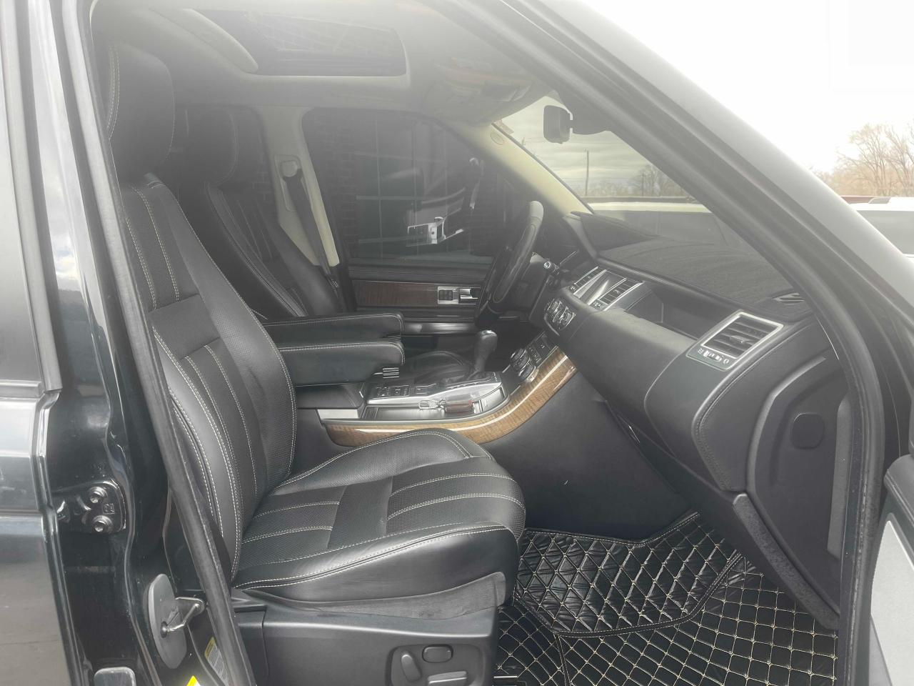 Photo 4 from auction – 2012 LAND ROVER RANGE ROVE with VIN SALSK2D47CA720303