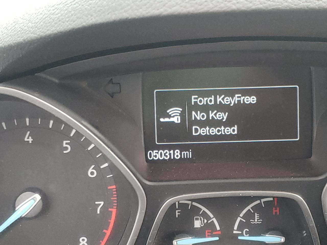 Photo 8 from auction – 2017 FORD ESCAPE TIT with VIN 1FMCU9JD6HUC85813