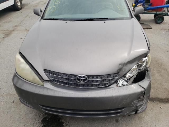 Photo 9 from auction – 2002 TOYOTA CAMRY LE with VIN 4T1BE32K62U613841