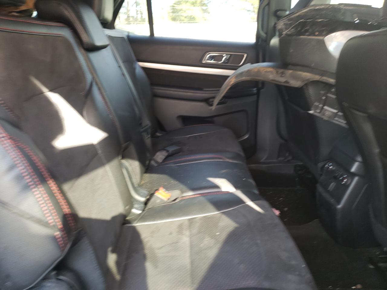 Photo 6 from auction – 2018 FORD EXPLORER X with VIN 1FM5K8D83JGC21658