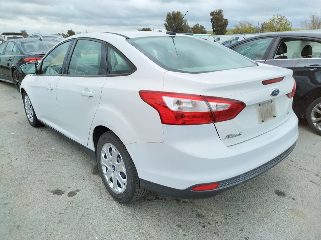 Photo 3 from auction – 2012 FORD FOCUS SE with VIN 1FAHP3F27CL314536