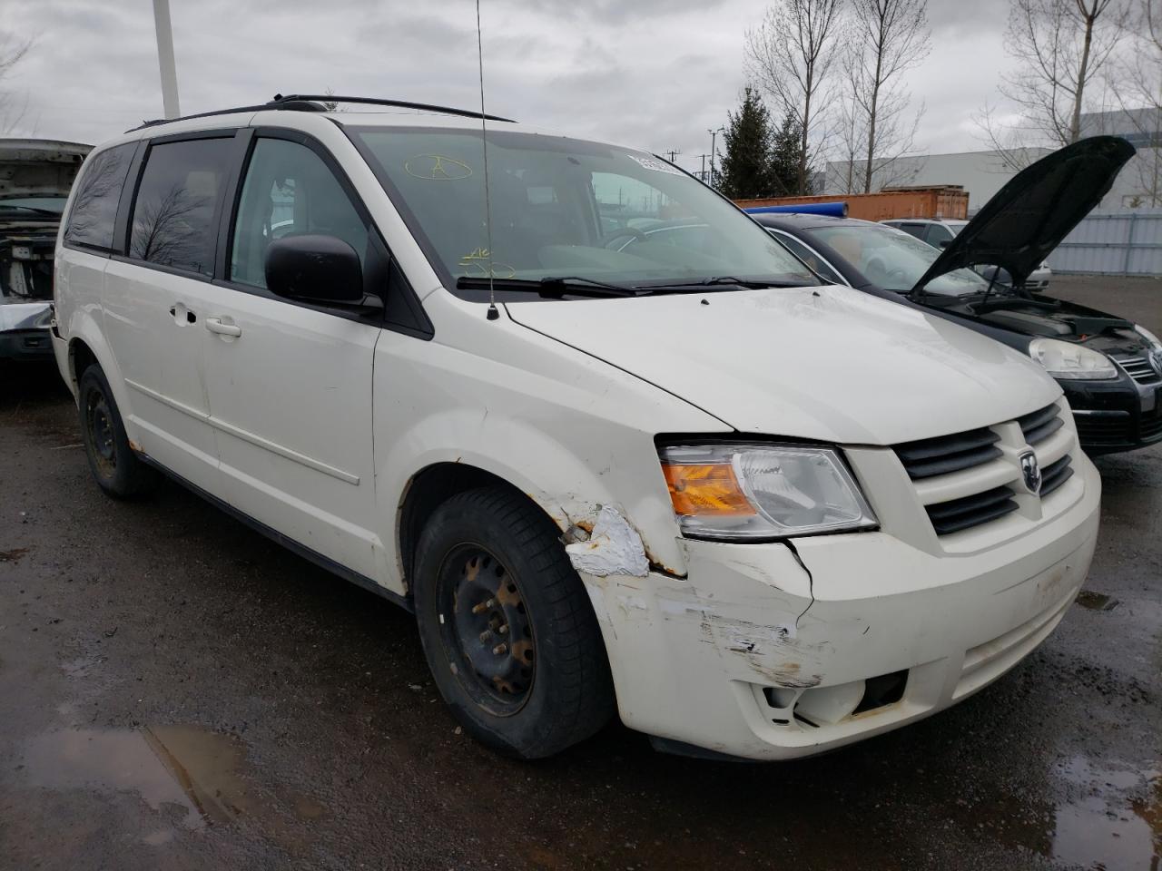 DODGE GRAND CARA 2010 with VIN 2D4RN4DE6AR437405 - Photo from auction