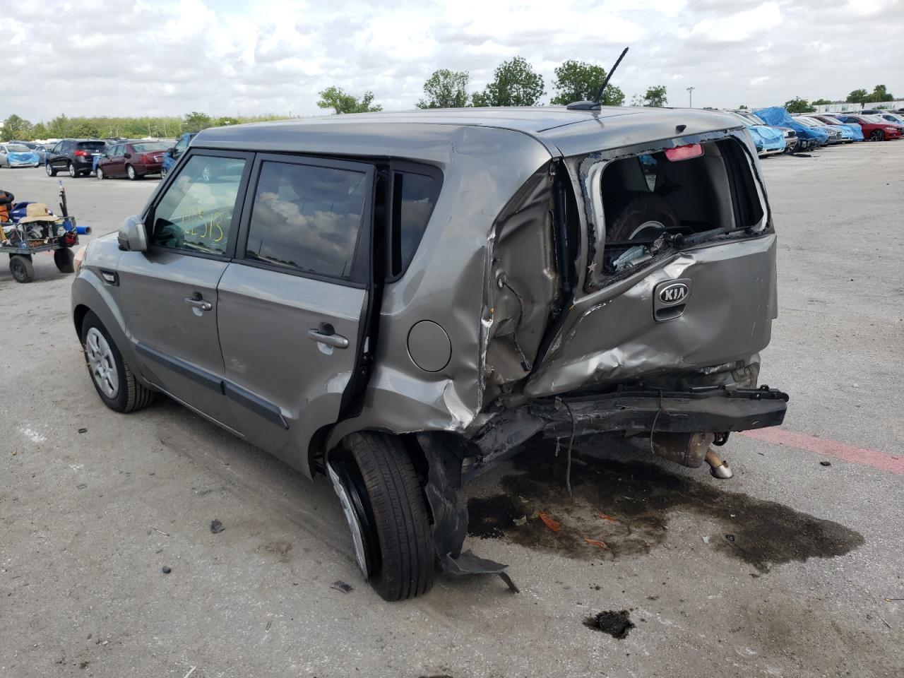 Photo 3 from auction – 2013 KIA SOUL with VIN KNDJT2A5XD7626816