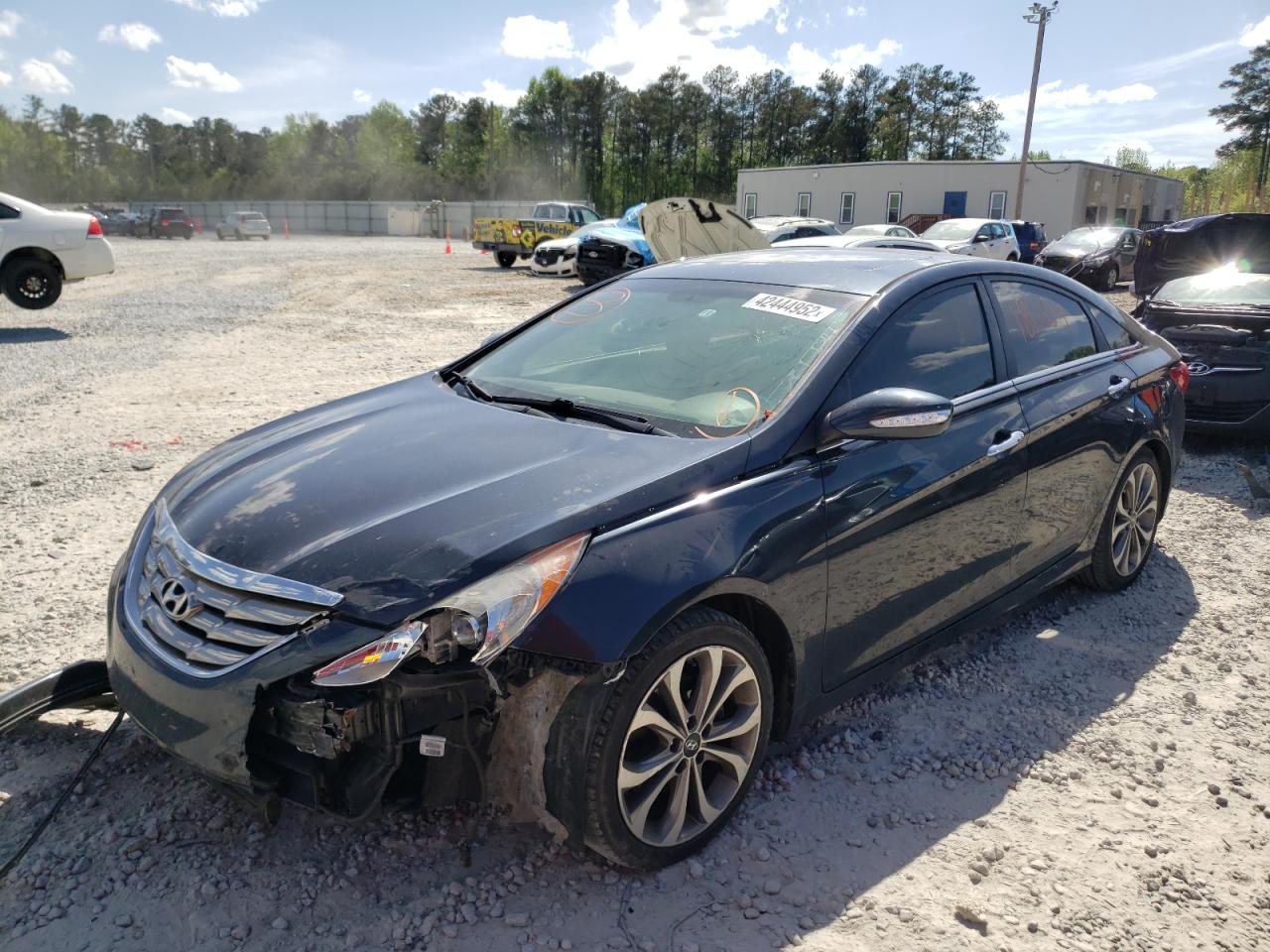 Photo 2 from auction – 2013 HYUNDAI SONATA SE with VIN 5NPEC4AB3DH713892