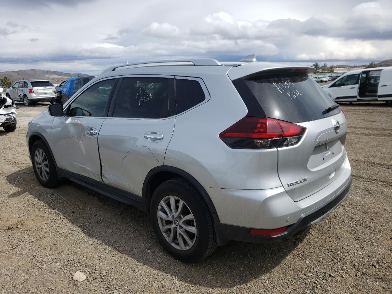 Photo 3 from auction – 2019 NISSAN ROGUE S with VIN KNMAT2MT8KP548091