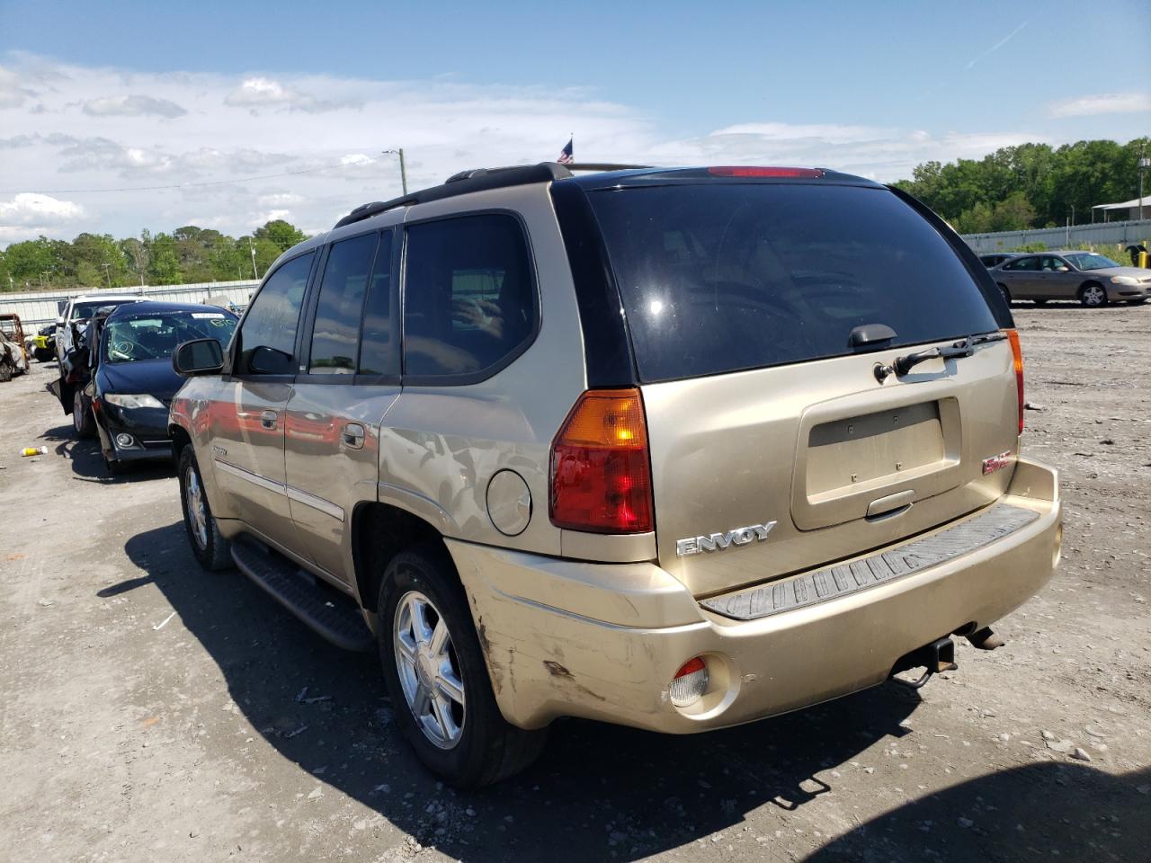 Photo 3 from auction – 2006 GMC ENVOY with VIN 1GKDT13S862272275