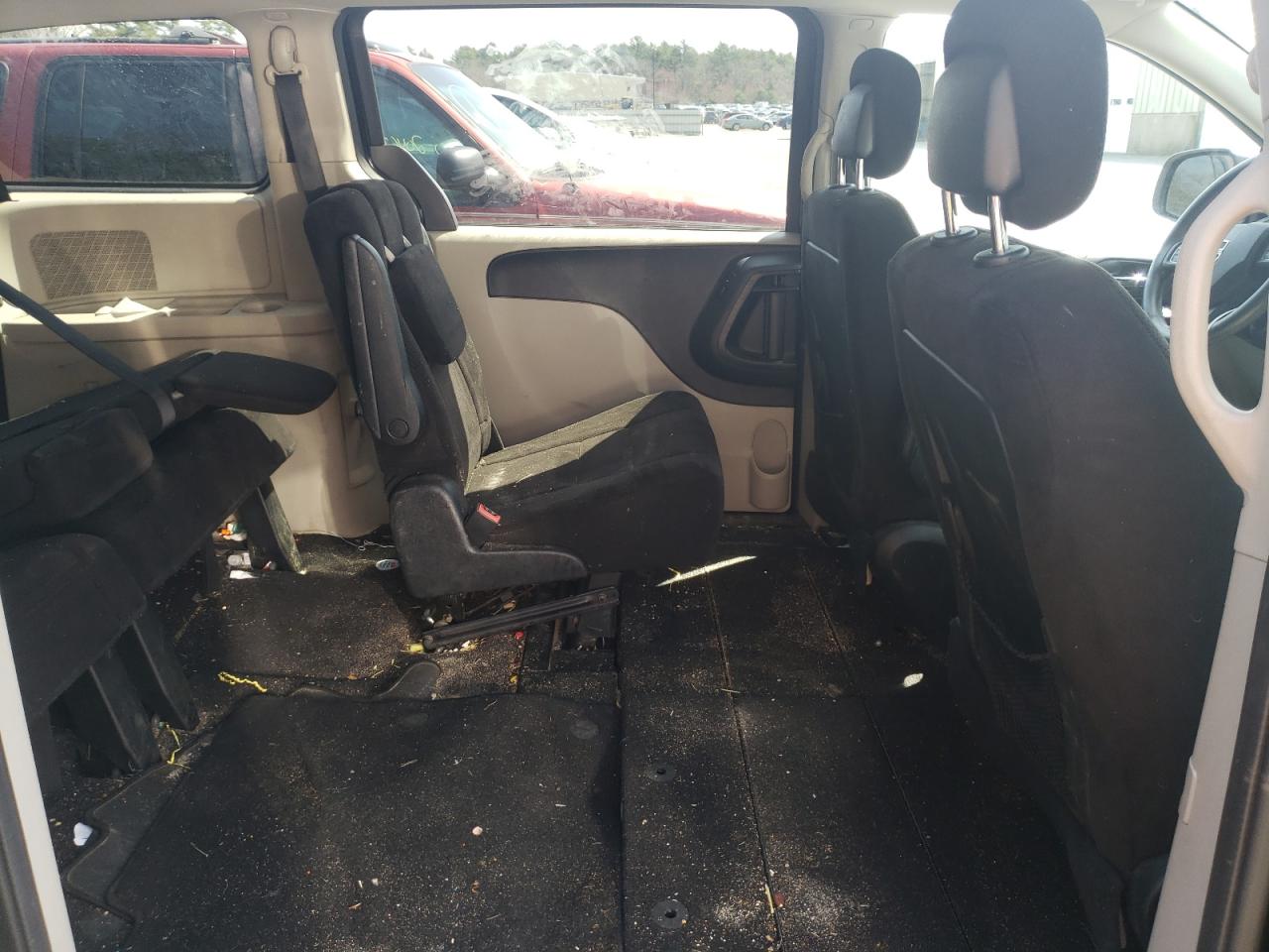 Photo 6 from auction – 2013 DODGE GRAND CARA with VIN 2C4RDGCG8DR515241