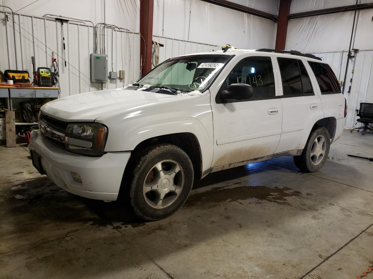Photo 2 from auction – 2008 CHEVROLET TRAILBLAZE with VIN 1GNDT13S582146218
