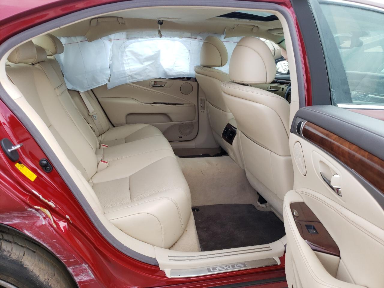 Photo 6 from auction – 2013 LEXUS LS 460L with VIN JTHGL5EF0D5049657