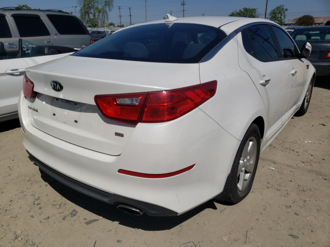 Photo 4 from auction – 2015 KIA OPTIMA LX with VIN KNAGM4A70F5654138