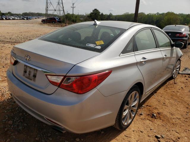 Photo 4 from auction – 2011 HYUNDAI SONATA SE with VIN 5NPEC4AC5BH053621