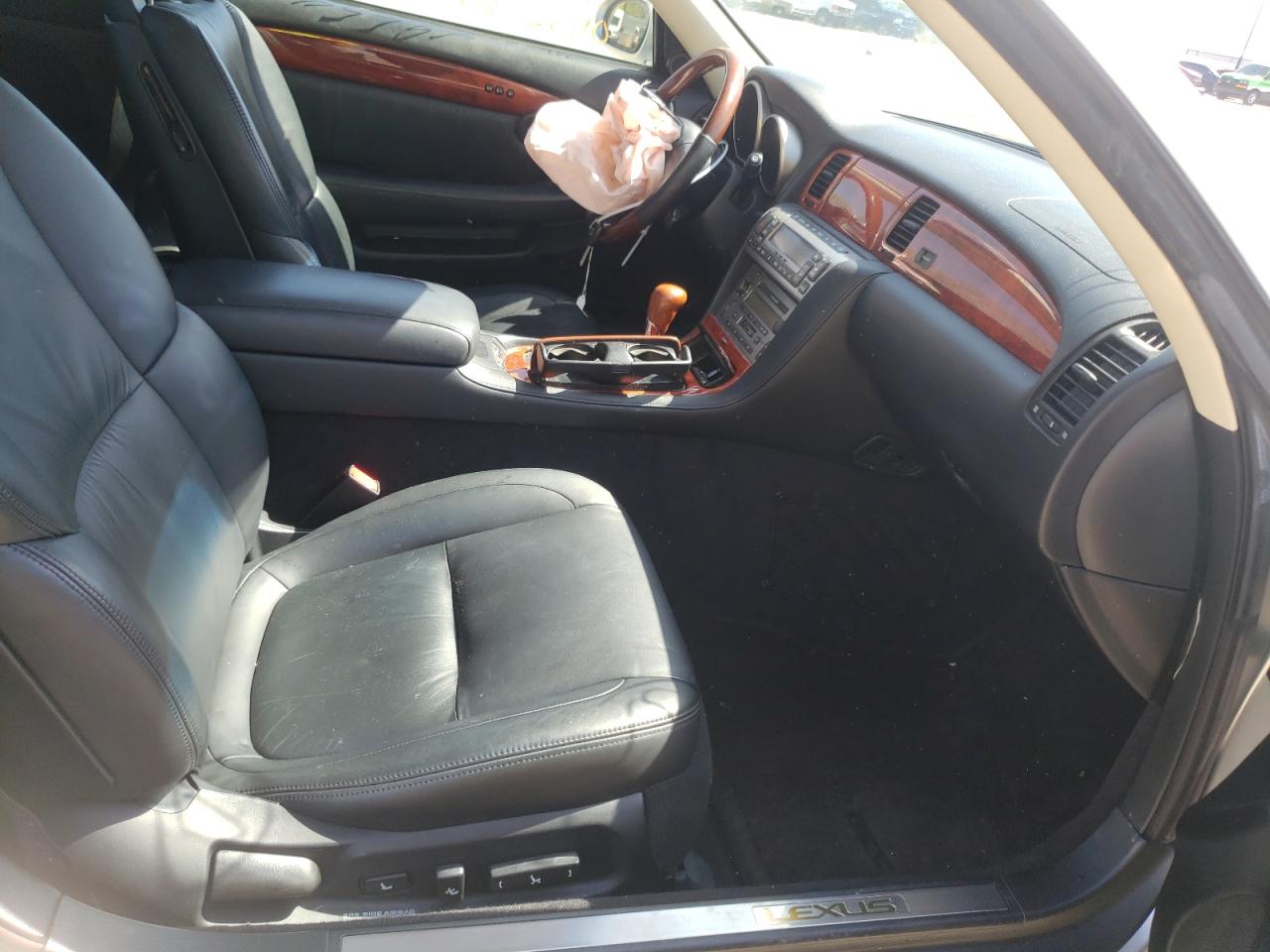 Photo 5 from auction – 2002 LEXUS SC 430 with VIN JTHFN48Y920031309