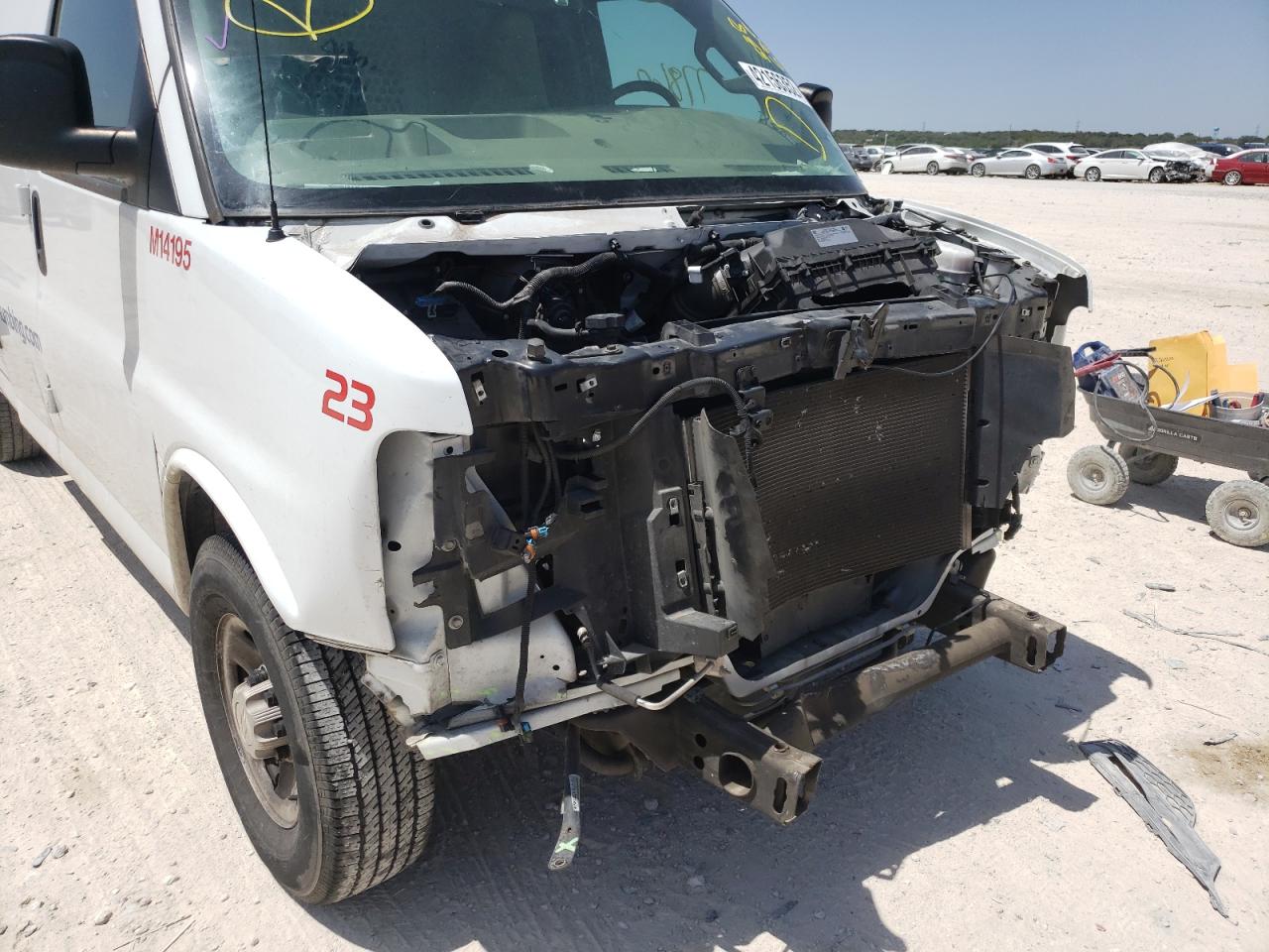 Photo 9 from auction – 2018 CHEVROLET EXPRESS G2 with VIN 1GCWGAFP9J1338685