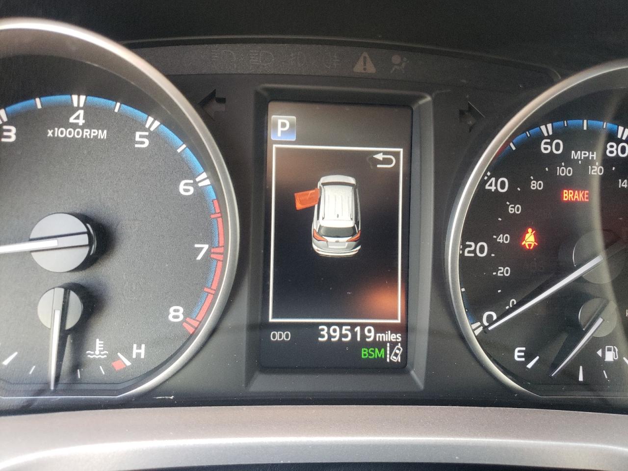 Photo 8 from auction – 2018 TOYOTA RAV4 ADVEN with VIN JTMRFREV0JJ248680