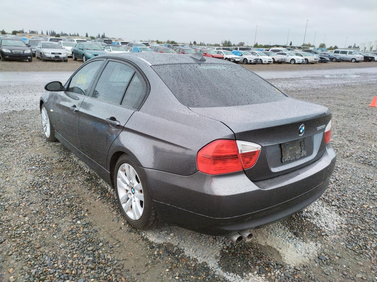 Photo 3 from auction – 2006 BMW 325 I with VIN WBAVB13516KX66178