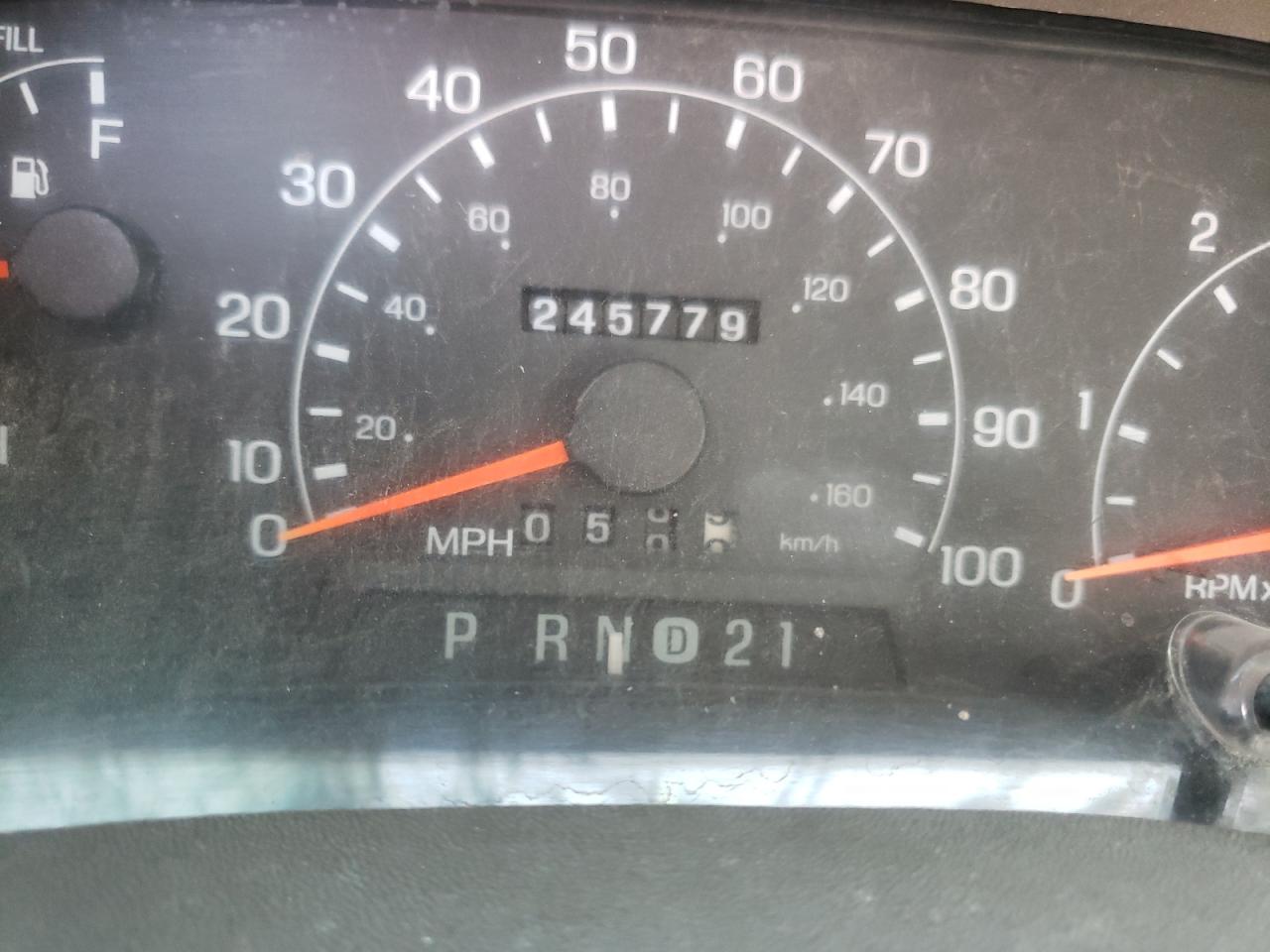 Photo 8 from auction – 2000 FORD F250 SUPER with VIN 3FTNX20S2YMA69442