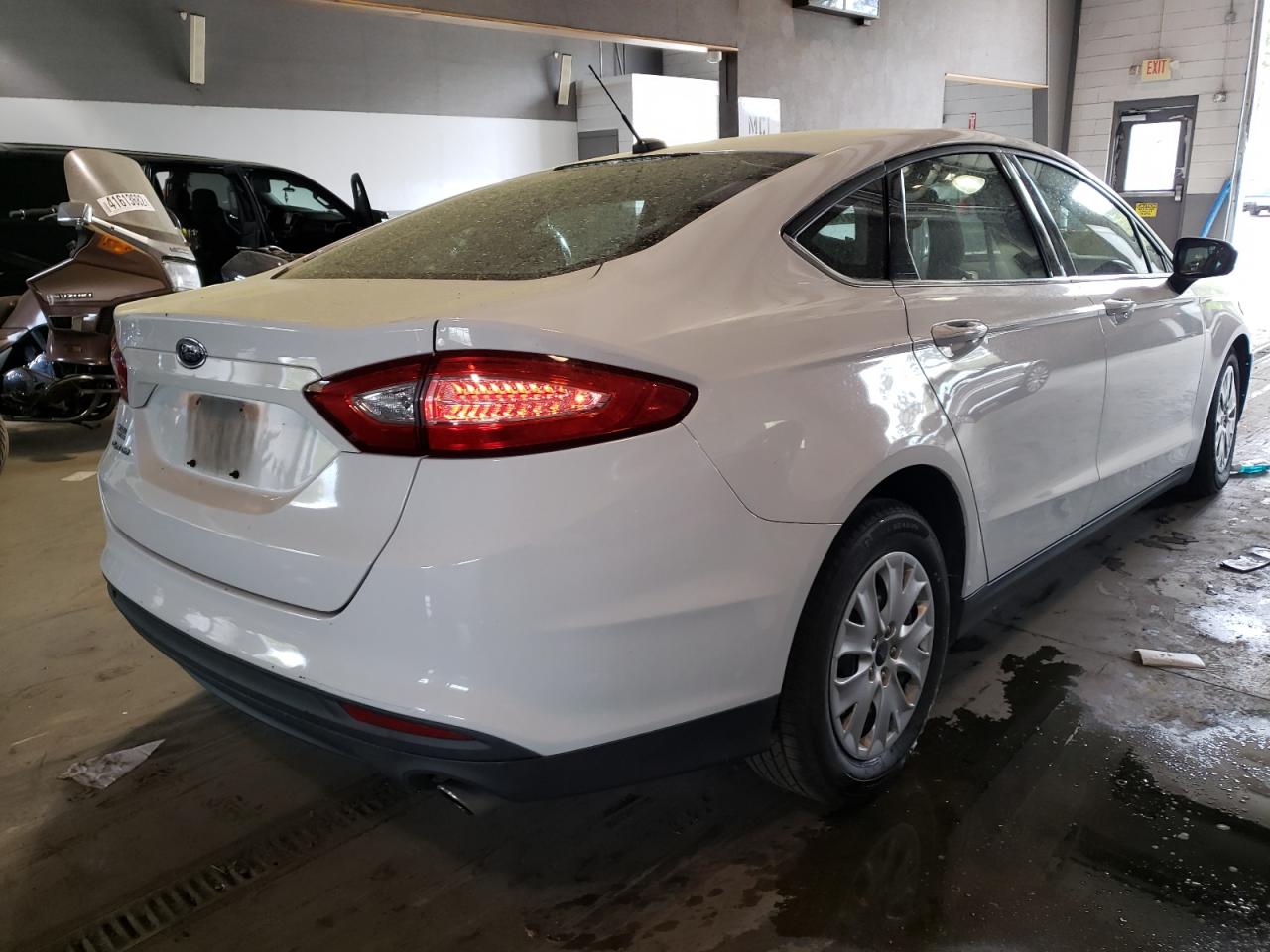Photo 4 from auction – 2014 FORD FUSION S with VIN 1FA6P0G76E5357630
