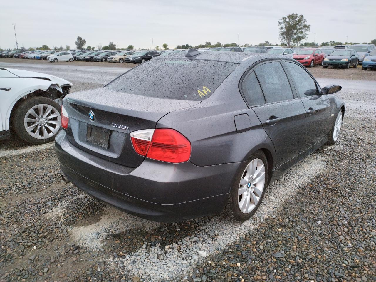 Photo 4 from auction – 2006 BMW 325 I with VIN WBAVB13516KX66178